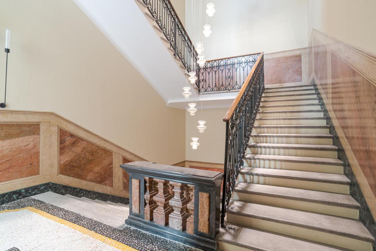 Suite Funicolare - By Myhomeincomo Como Exterior foto